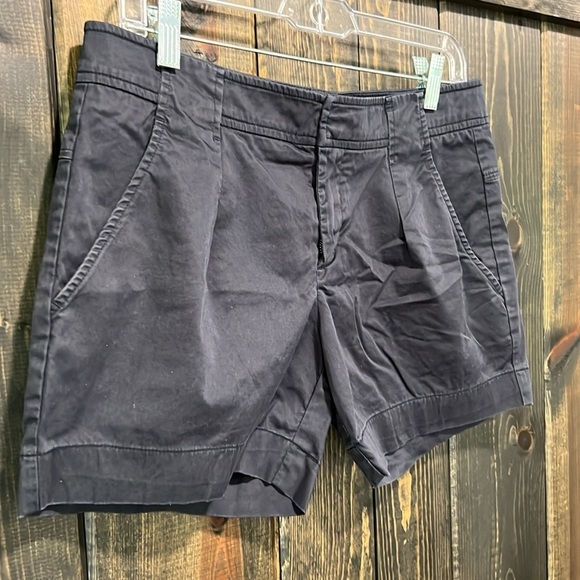 Vince Shorts 6 Black Flat Front Dressy Casual Pockets Clip Button Basic Neutral - Picture 2 of 6